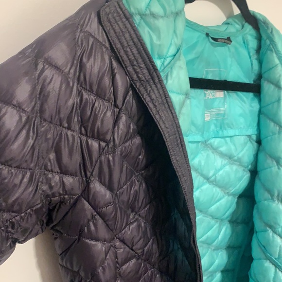North Face Down Puffer Jacket - Picture 6 of 6